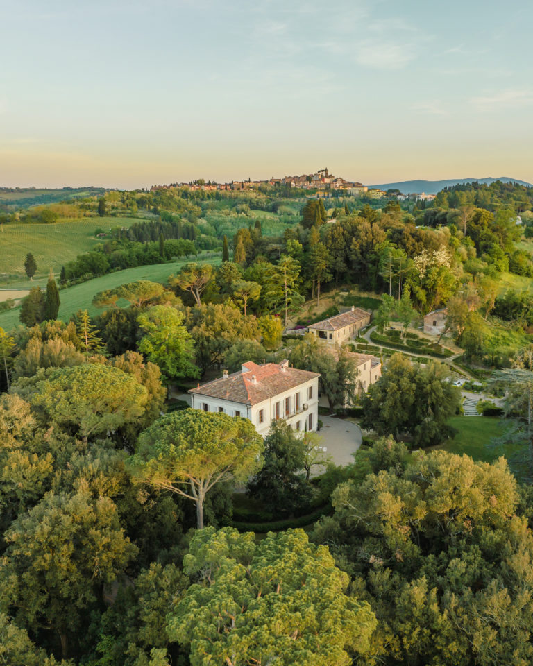 The estate at the foot of Peccioli